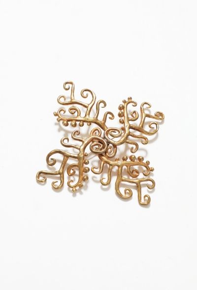 Vintage Fine Jewelry Van der Straetan Gilded Brooch - 2