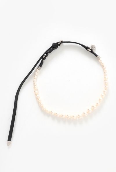 Miu Miu F/W 2024 Leather Pearl Necklace - 1
