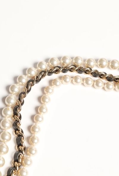 Chanel 2002 Fantasy Pearl Chainlink Belt - 2