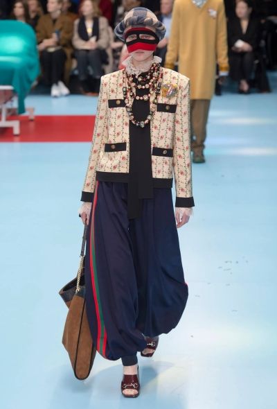 Gucci F/W 2018 Gardenia Lavallière Jacket - 2