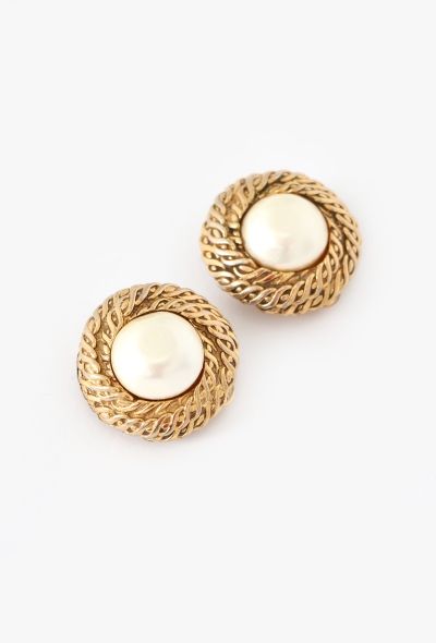 Chanel Vintage Chainlink Pearl Clip Earrings - 2
