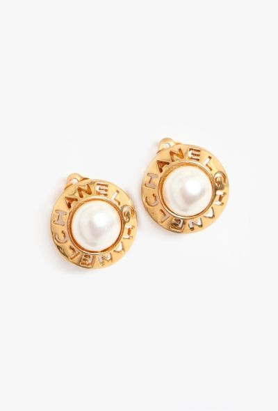Chanel Vintage Pearl Logo Clip Earrings - 2
