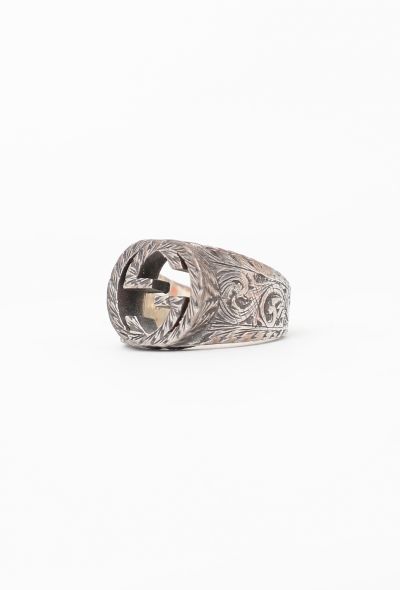 Gucci 2020 Arabesque Sterling Signet Ring - 2