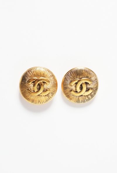 Chanel Vintage 'CC' Clip Earrings - 1