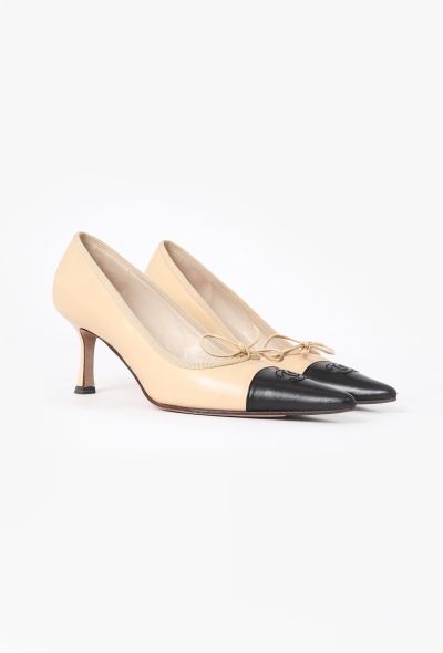 Chanel Bicolor Classic Leather Pumps - 2