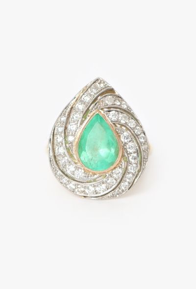 Vintage Fine Jewelry 18k Gold, Diamond & 1.90 Carats Emerald Ring - 1