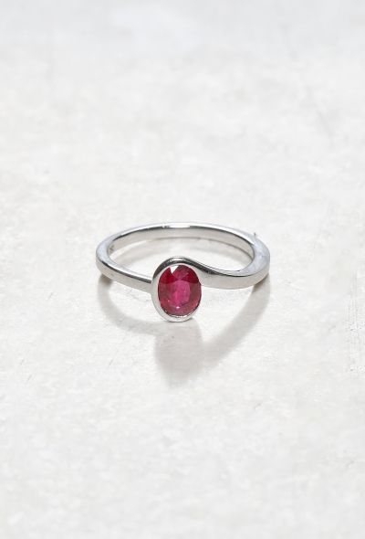 Mellerio 18k White Gold & Ruby Ring - 2