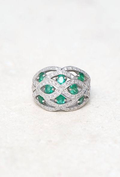 Vintage Fine Jewelry 18k Gold, Diamond & Emerald Dome Ring - 1