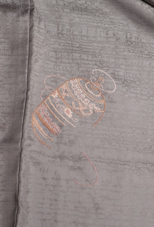 World Treasures Authentic Embroidered Silk Kimono - 6