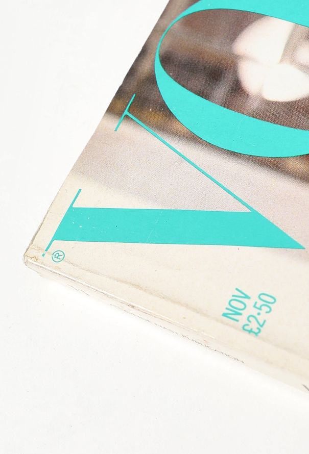 VOGUE UK November 1990 Uma Thurman Cover Issue - 7