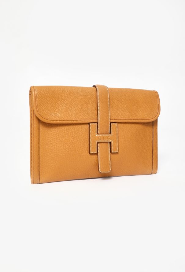 Hermès '80s Gold Fjord Jige Clutch - 2