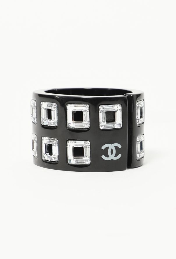 Chanel 2005 Lacquered Cut-out 'CC' Cuff - 1