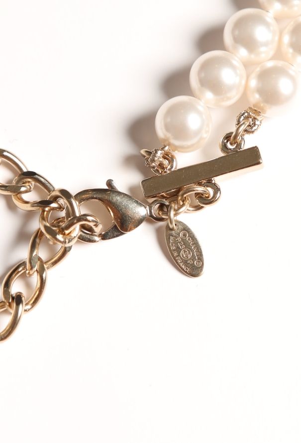 Chanel 2023 Strass 'CC' Pearl Necklace & Earrings - 11