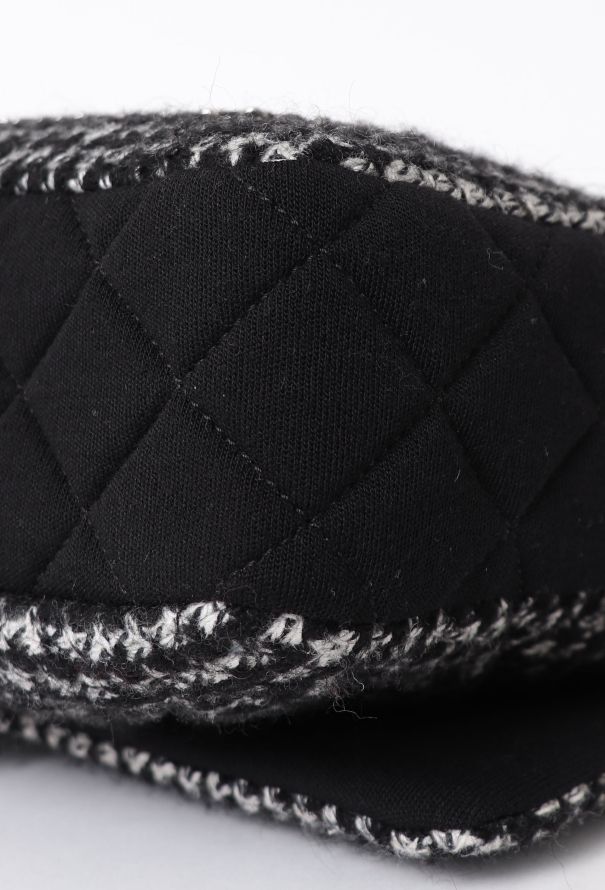 Chanel Houndstooth Tweed & Jersey Flap Bag - 11