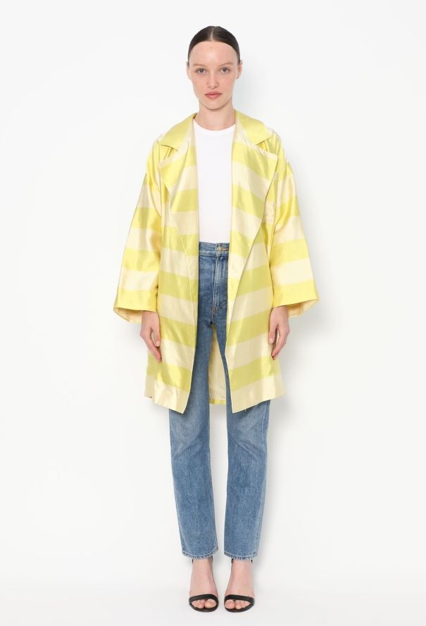 Gucci Late '70s Belted Silk Jacket - 2