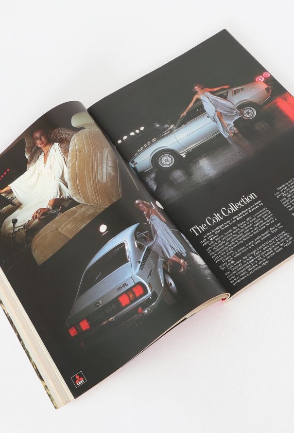 VOGUE UK October 1976 Diamond Jubilee Issue - 4