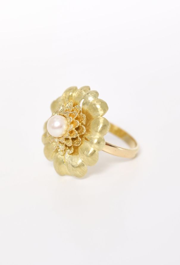 Vintage Fine Jewelry 18k Yellow Gold & Pearl Dahlia Ring - 2