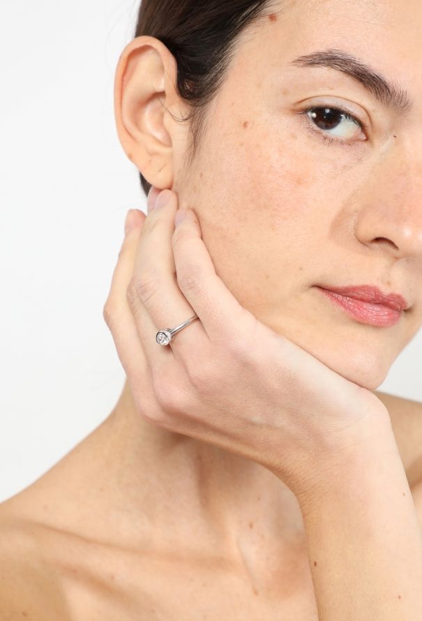 Mellerio 18k White Gold & Diamond Mot D'Amour Ring - 4