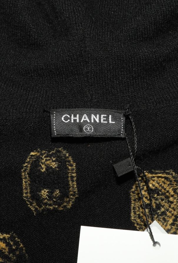 Chanel 2021 Cashmere 'CC' Emblem Hoodie - 4