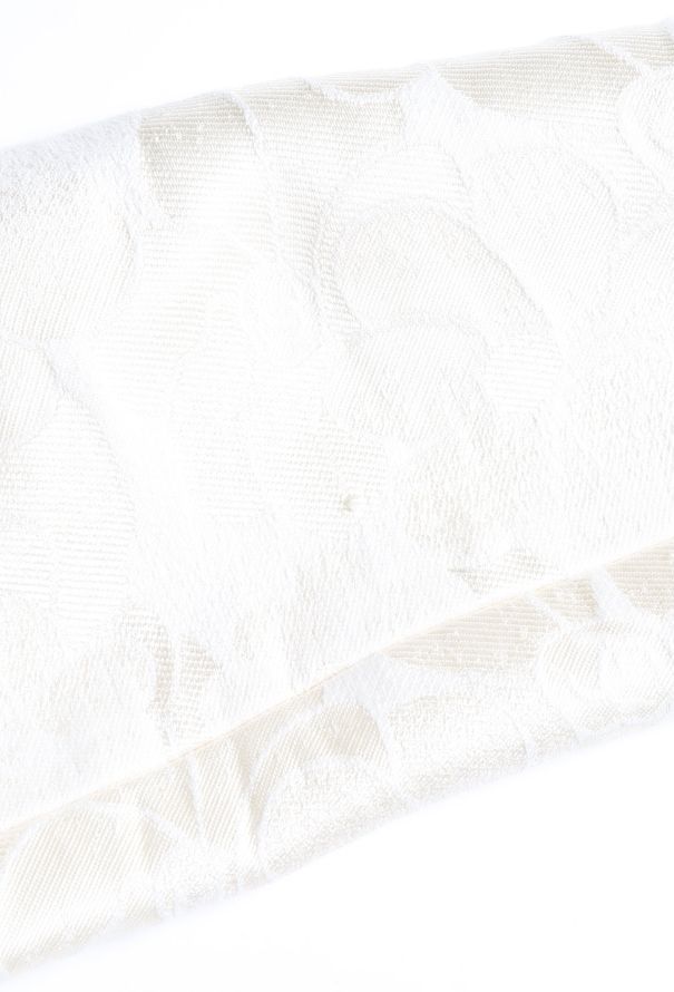 Chanel S/S 2001 Camélia Pearl Ensemble - 13