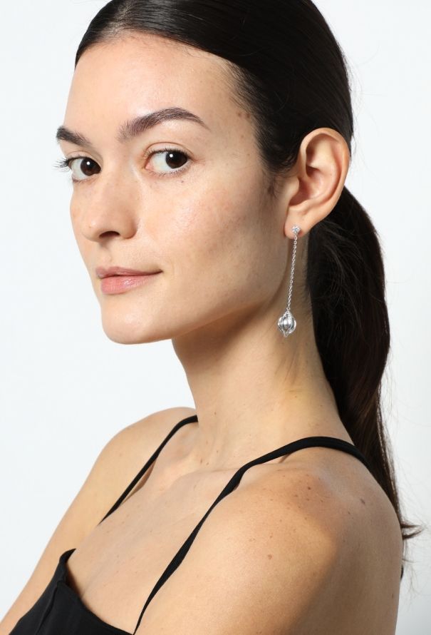 Mellerio 18k Gold, Tahitian Pearl & Diamond Earrings - 2