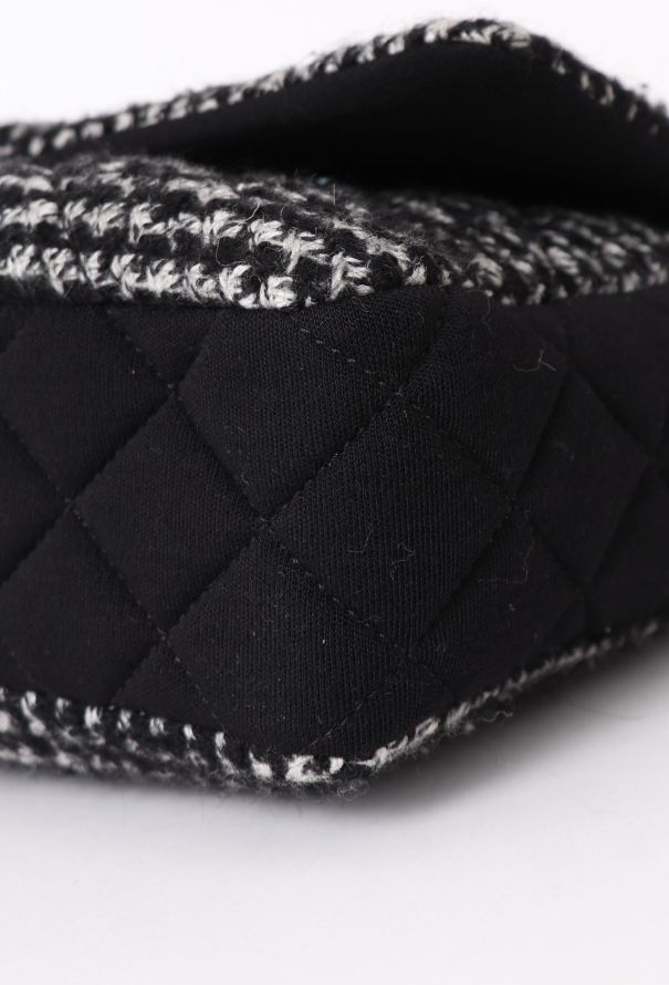 Chanel Houndstooth Tweed & Jersey Flap Bag - 8