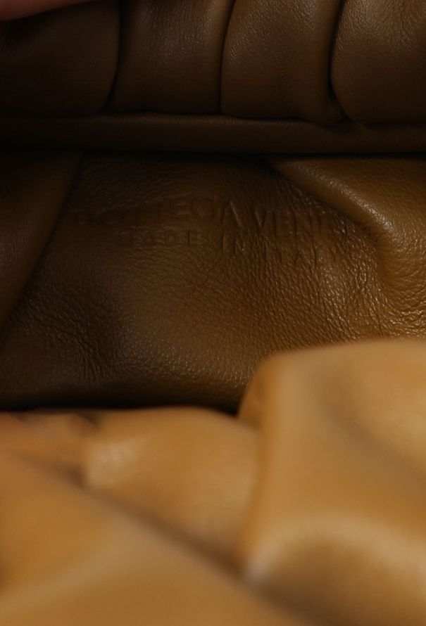 Bottega Veneta Resort 2020 The Shoulder Pouch Bag - 15