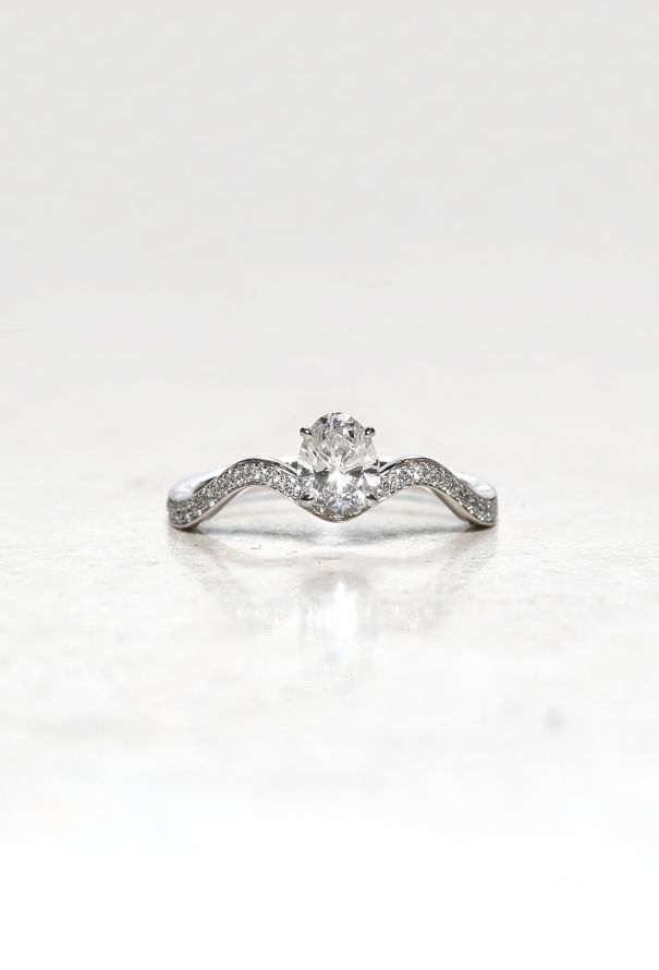 Mellerio 18k White Gold & Diamond Ring - 1