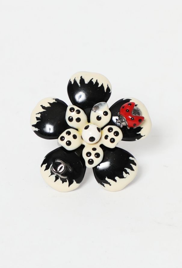 Chanel Ladybug 'CC' Floral Ring - 1
