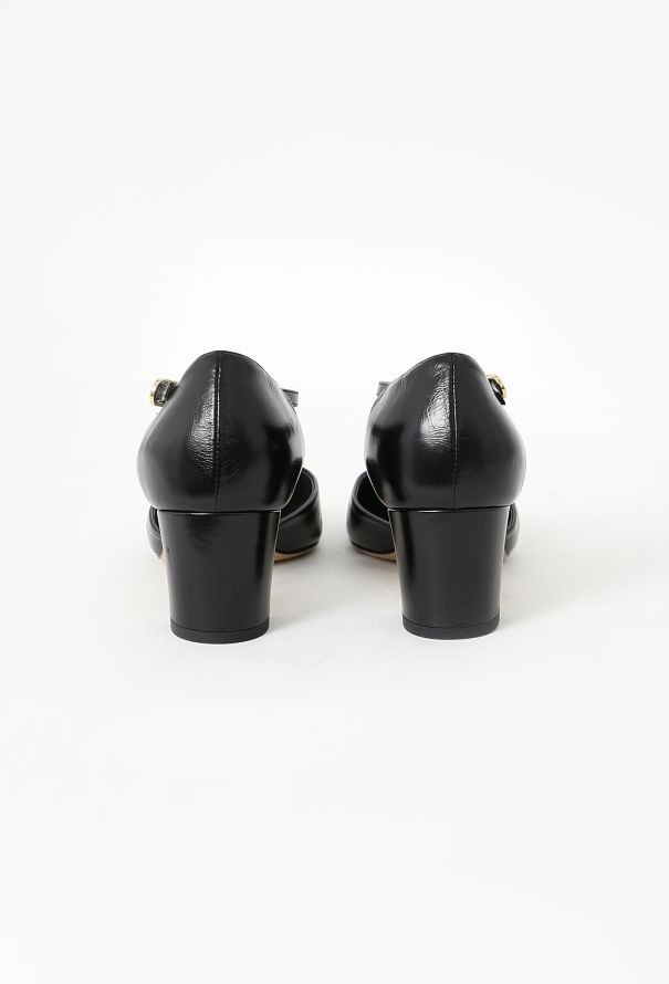 Chanel 2024 'CC' Cap-Toe D'Orsay Pumps - 4