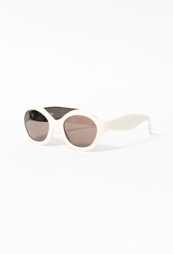 Exquisite Vintage Emmanuelle Khanh Round Sunglasses - 2