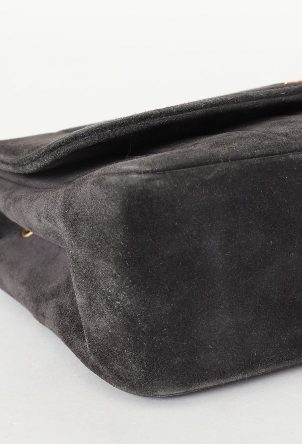 Chanel '90s Diana Suede Bag - 7