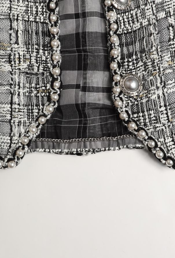 Chanel STUNNING Pearl Trim Lesage Jacket - 10