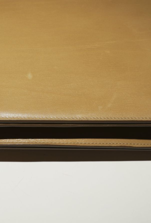 Céline Large Beige Classic Box Bag - 15