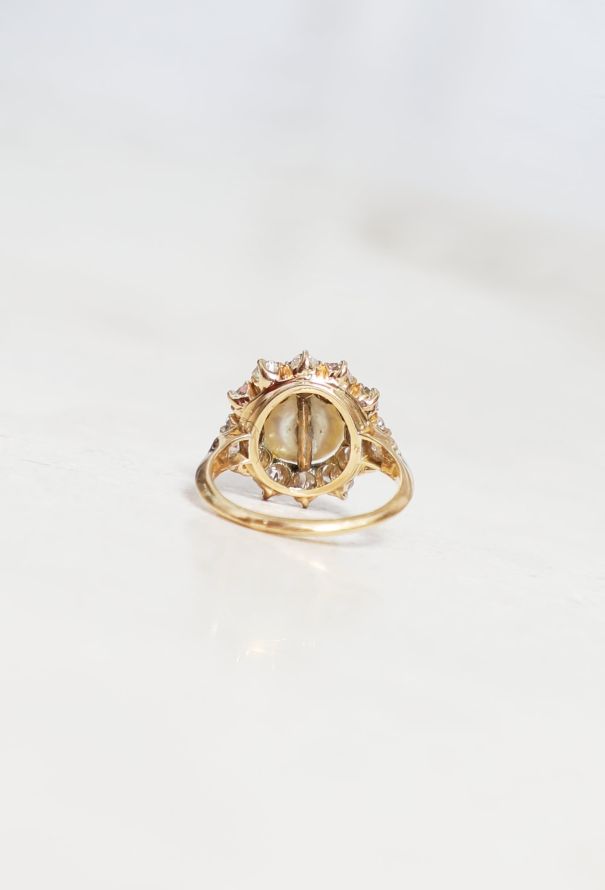 Vintage Fine Jewelry Antique 18k Gold, Fine Pearl & Diamond Daisy Ring - 4
