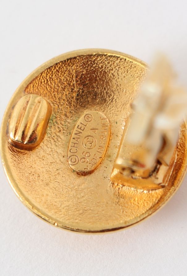 Chanel 1996 Crown 'CC' Clip Earrings - 4