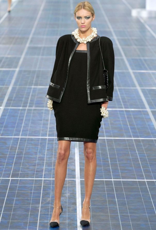 Chanel CAMPAIGN S/S 2013 Bouclé Bustier Dress - 2