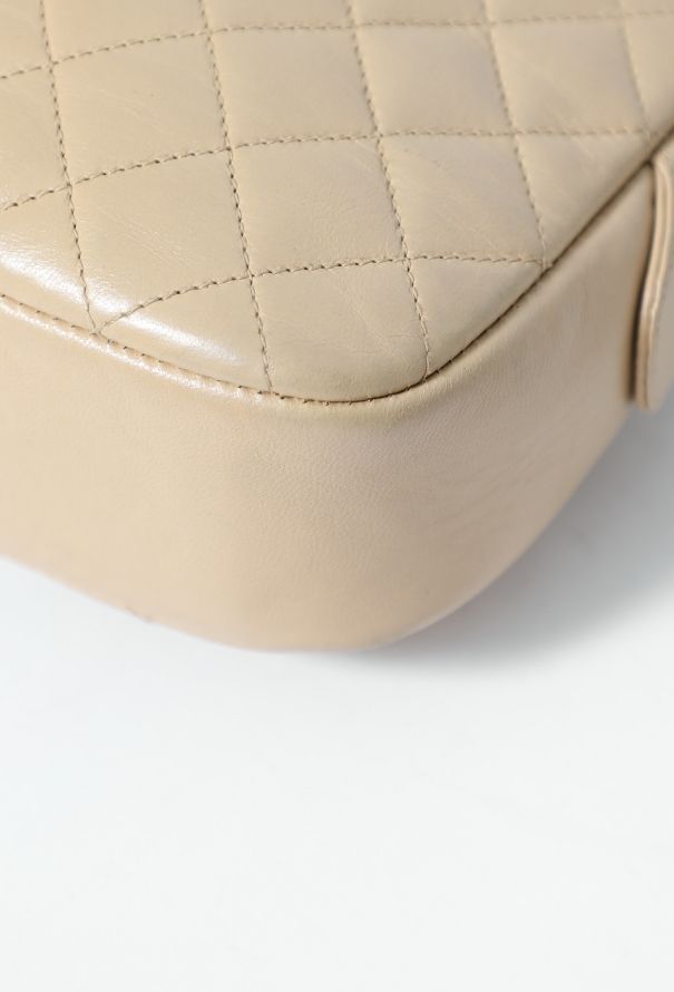 Chanel '90s Quilted Camera Bag - 9