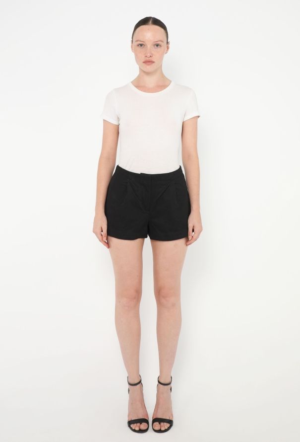Loewe 2022 Pleated Gabardine Shorts - 1