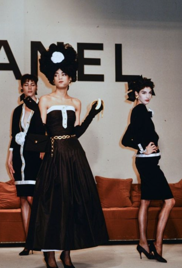 Chanel Timeless F/W 1986 Velvet 'CC' Dress - 2