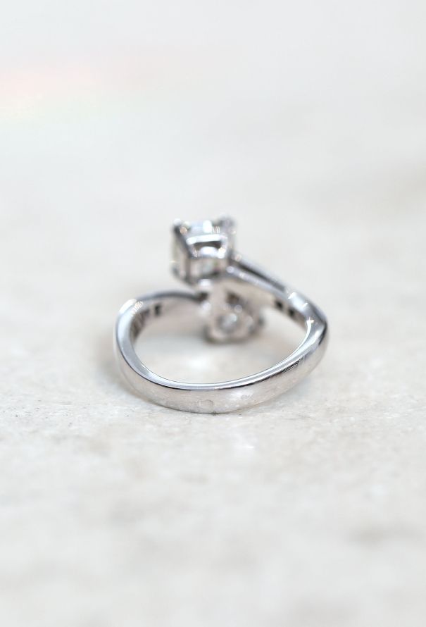 Vintage Fine Jewelry Toi & Moi White Gold & 1.30 Carats Diamond Ring - 5