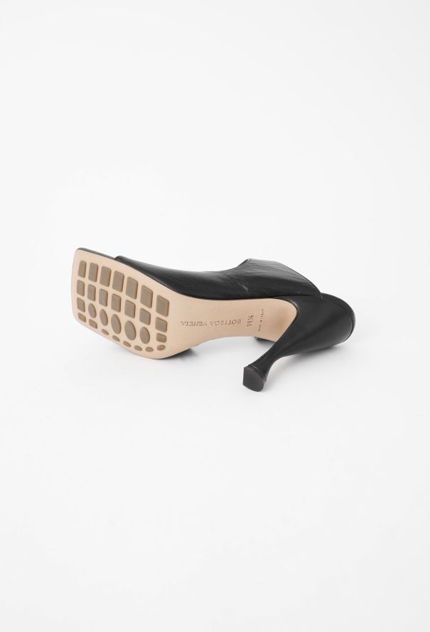 Bottega Veneta Resort 2020 Leather Cut-Out Mules - 7