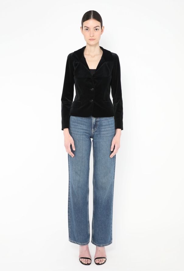 Chanel F/W 2005 Notched Velvet 'CC' Blazer - 3