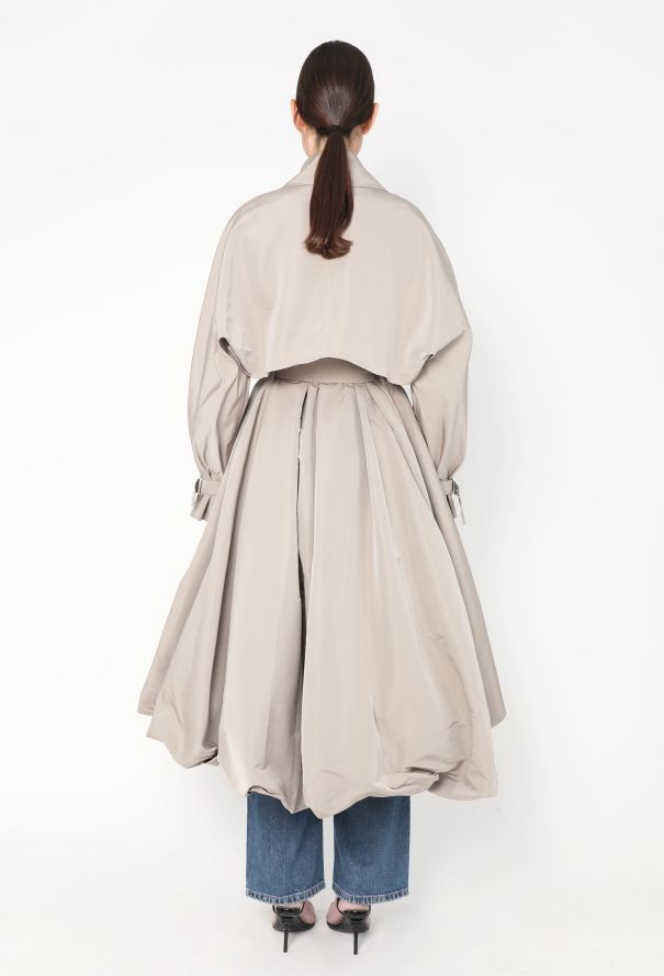 Alexander McQueen Pre-Fall 2021 Flared Trench - 7