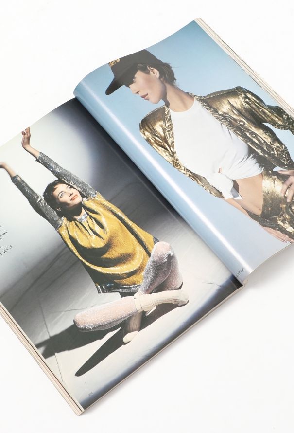 VOGUE UK March 1990 Peter Lindbergh Cover Issue - 2