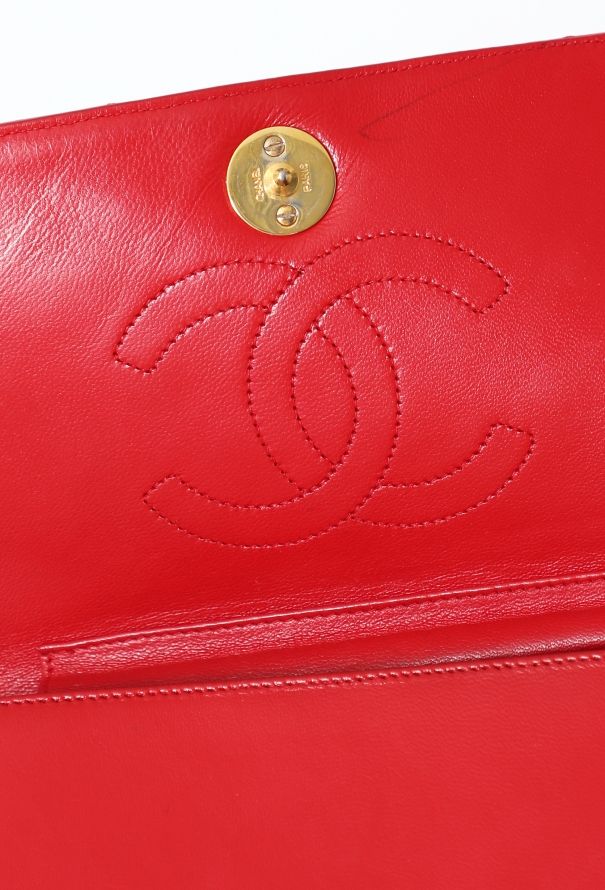 Chanel '80s Mini Quilted Flap Bag - 11