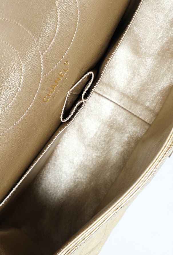 Chanel Gold Metallic 2.55 Maxi Flap Bag – Circa 2008–2009 - 13