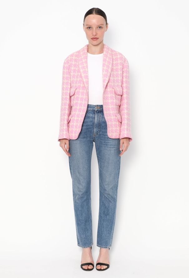 Chanel ICONIC S/S 1996 Pink Tweed Jacket seen on Margot Robbie - 5