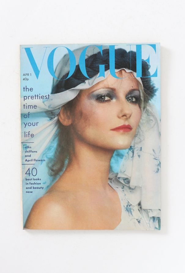 VOGUE UK 1975 April Double Issue Set - 3