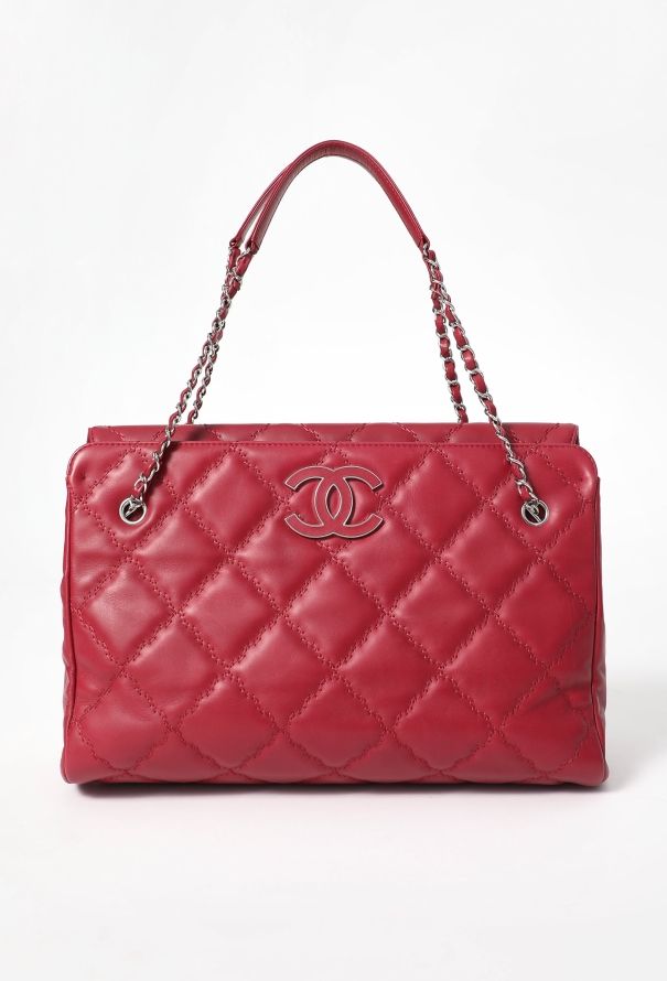 Chanel Double Stitch Hamptons Shopping Tote Bag - 1